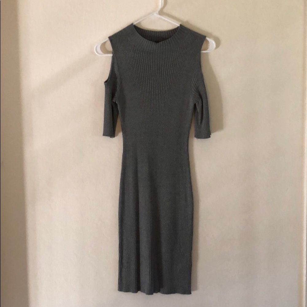 Guess grey shoulder cut out dress